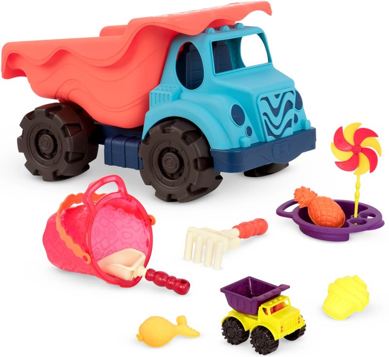 Zestaw do zabaw na plaży z dużą czerwoną ciężarówką wywrotkową Colossal Cruiser & Sand Ahoy! B.Toys