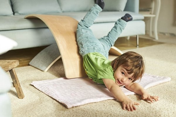 Deska do balansowania półksiężyc z drewna Goki 59967