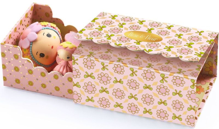 Pokoik Rose w magnetycznym pudełku Tinyly Djeco DJ06963 zestawy do zabawy lalkami