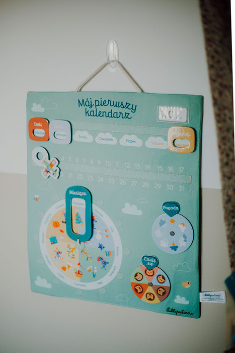 Miękka tablica aktywizująca Mój pierwszy kalendarz Lilliputiens 83894