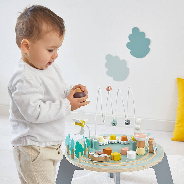 Wielofunkcyjny stolik edukacyjny drewniany z regulacją wysokości Ogród Sweet Cocoon Janod J04045