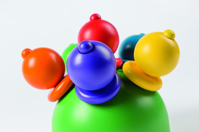 Drewniana zabawka do nauki sortowania układania i rozróżniania kolorów 210032 Pilch