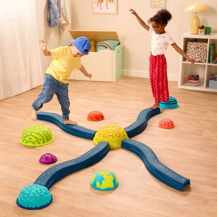 Kombinacyjna ścieżka sensoryczna dla dzieci z planetami 16 modułów Planet Hopper B.Toys BX2494Z
