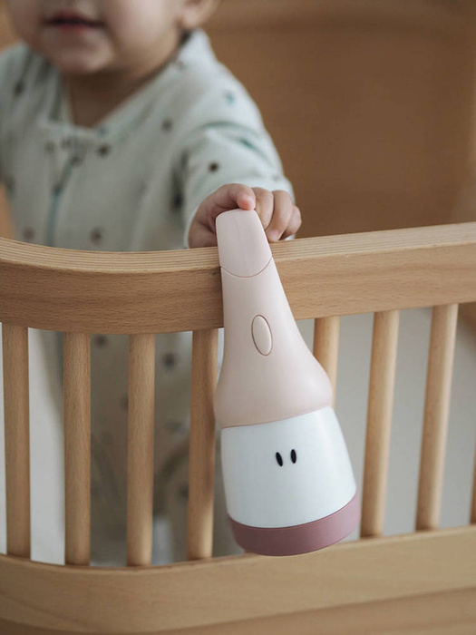 Lampka nocna LED przenośna z latarką Pixie 90h świecenia Pink Beaba 930299