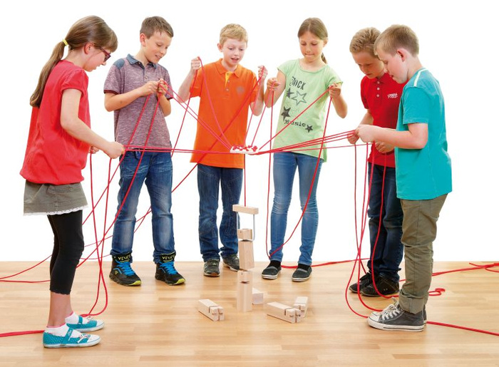 Wieża Fröbella gra zręcznościowa drewniana 44329 Erzi