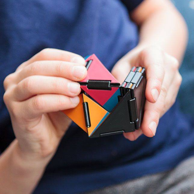 Łamigłówka Zawiasy Ivana FA056-1 Fat Brain Toy, układanki logiczne