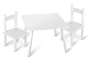 Biały stolik dla dzieci i dwa krzesełka, meble do pokoju dziecięcego