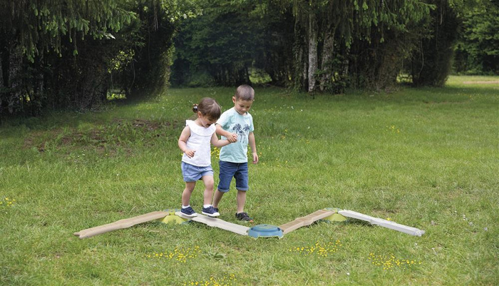 Równoważnia sensoryczna Smoby 840401 Ścieżka równowagi dla dzieci rozwój koordynacji i motoryki
