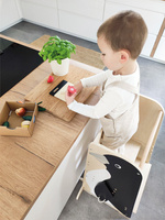 Pomocnik kuchenny dla dzieci Pingwin Wildlife Small Foot 12455 Kitchen helper drewniany