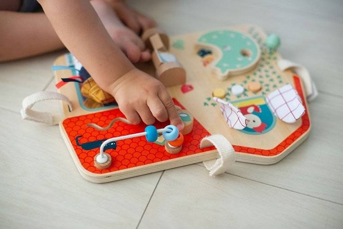 Tablica manipulacyjna z drewna Farma 83179-Lilliputiens