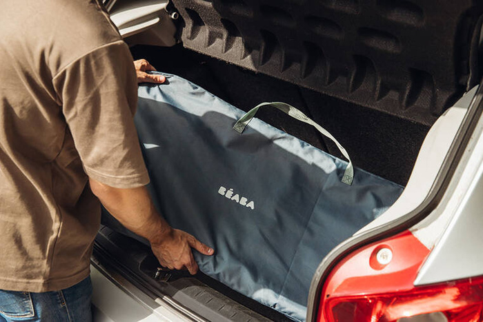 Leżaczek bujaczek składany Eazy Relax Greige Beaba 915056