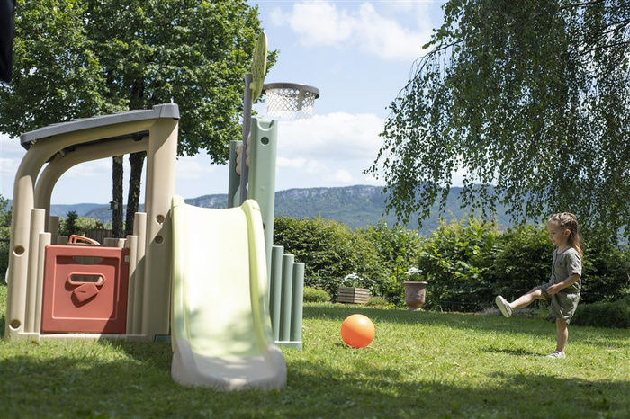 Centrum Zabawy Smoby 840206 wszechstronny Plac zabaw z koszem bramką i ścianką wspinaczkową dla dzieci