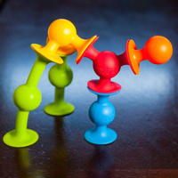 Zestaw Delux Klocki Squigz Przyssawki FA088-2 Fat Brain Toys, klocki dla dzieci