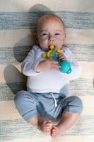 Gumlii Gryzak z grzechotką Mobi GUM1