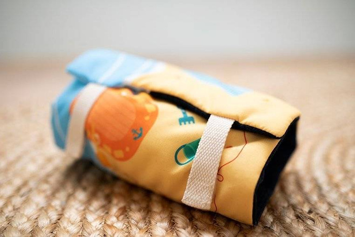 Przytulanki dla dzieci Rodzina Nosorożców z rozkładaną matą Nosorożec Marius Lilliputiens 83245