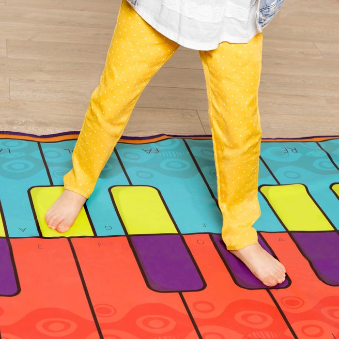 Boogie Woogie Mat mata muzyczna pianino podłogowe B.Toys BX2114 taniec i miksowanie muzyki