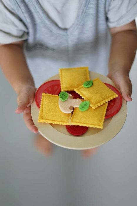 Filcowy zestaw makaronów i akcesoria Janod J06598