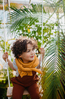 Drewniana huśtawka deska, drążek i koła gimnastyczne 3w1 11908-Small Foot, zabawy w plenerze 