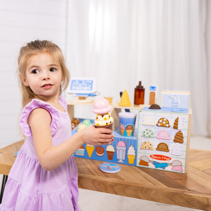 Drewniana lodziarnia XXL z akcesoriami Melissa and Doug 30607-MD