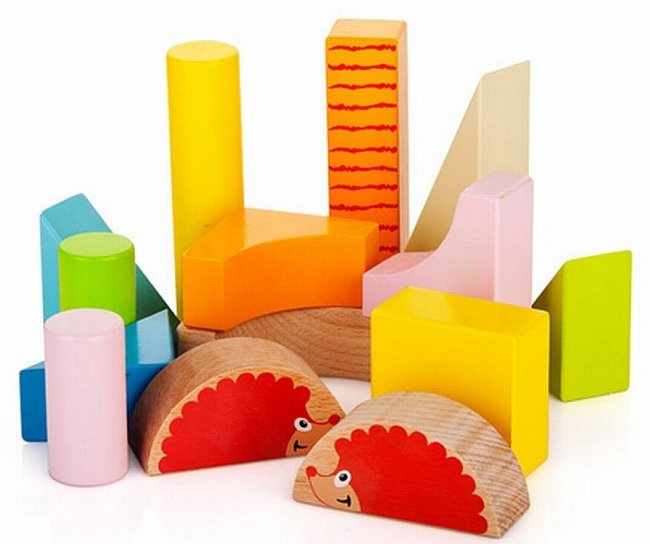 Drewniany wózek do pchania z kolorowymi klockami, Jeż Jurek, zabawki drewniane