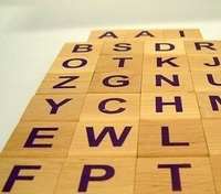 Klocki drewniane z literkami dla dzieci, 210 el., zabawki konstrukcyjne