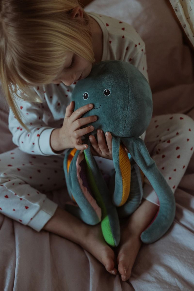 Pluszak obciążeniowy Sensoryczna Małpka 1,8 kg Astrup 84682 pol_pl_Brazowy-Konik-Minis-Pixie-30-cm-Astrup-66108_7