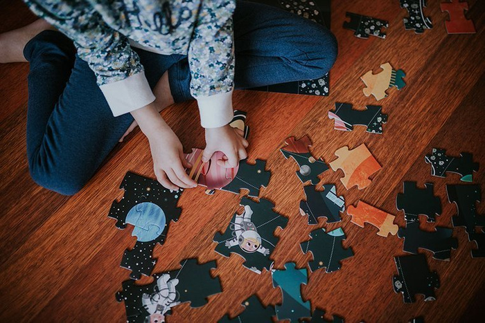 Puzzle edukacyjne Układ słoneczny 100 elementów 5+, Janod J02678