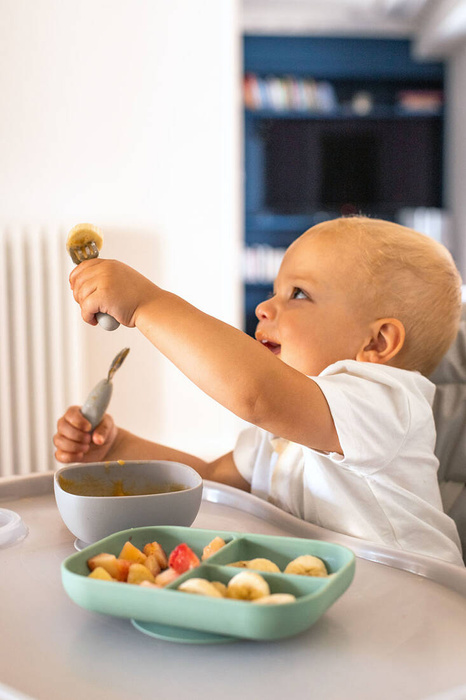 Zestaw pierwszych sztućców ze stali nierdzewnej Velvet grey Beaba 913581