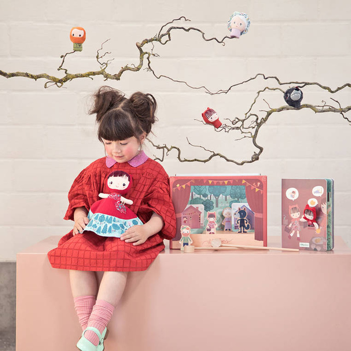 Zestaw 4 pacynek na palec Czerwony Kapturek babcia wilk i gajowy 83405 Lilliputiens