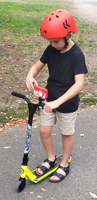 Aparat 2w1 Kamera na rower i kask Autofokus Zoom 16x kolorowy wyświetlacz CamPro Buki PV010