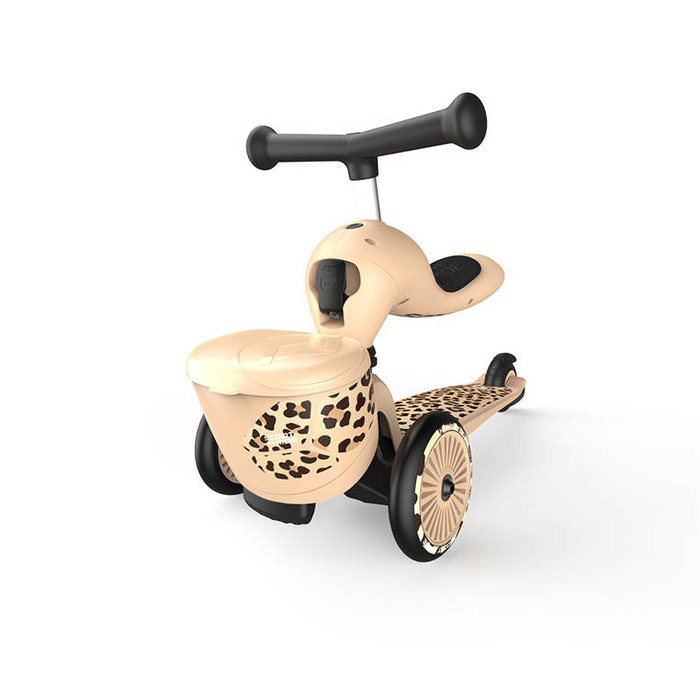 Zestaw SCOOTANDRIDE Kask + Highwaykick1 2w1 jeździk i hulajnoga z zamykanym schowkiem Leopard