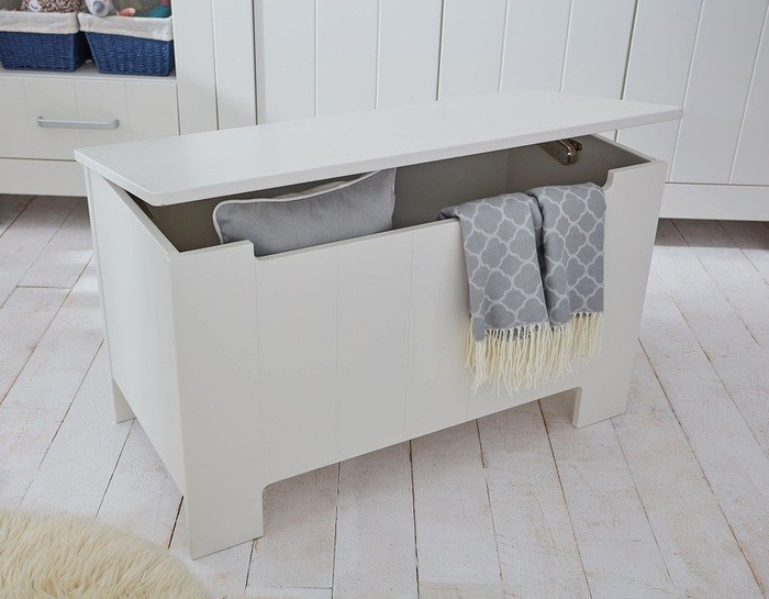 Biała Skrzynia Pinio Calmo