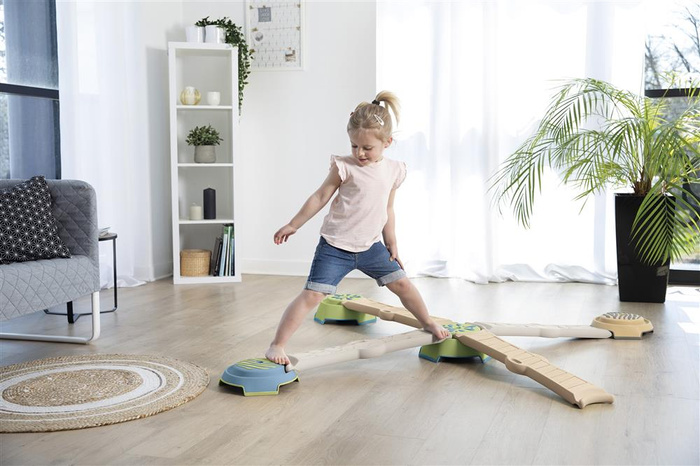 Równoważnia sensoryczna Smoby 840401 Ścieżka równowagi dla dzieci rozwój koordynacji i motoryki