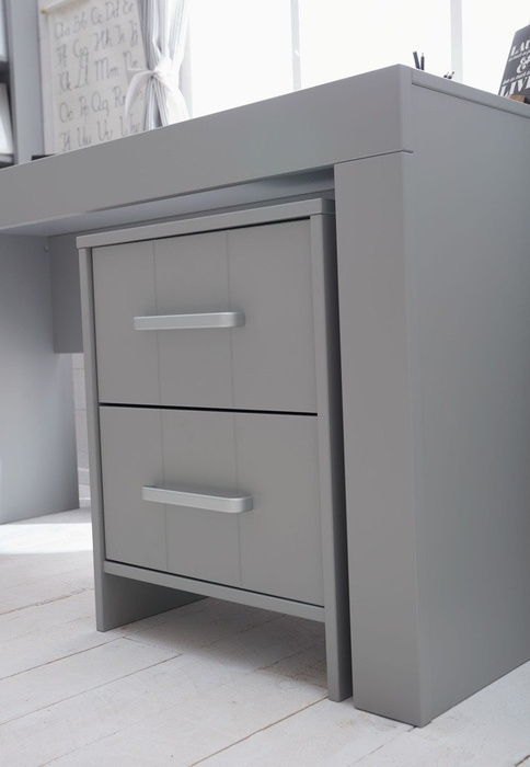 Szary kontener Pinio Calmo