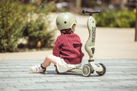 Zestaw SCOOTANDRIDE Kask + Highwaykick1 2w1 Jeździk i Hulajnoga Olive