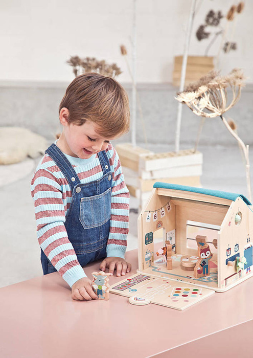 Drewniana wielofunkcyjna rozkładana Szkoła z 3 figurkami i akcesoriami 83422 Lilliputiens
