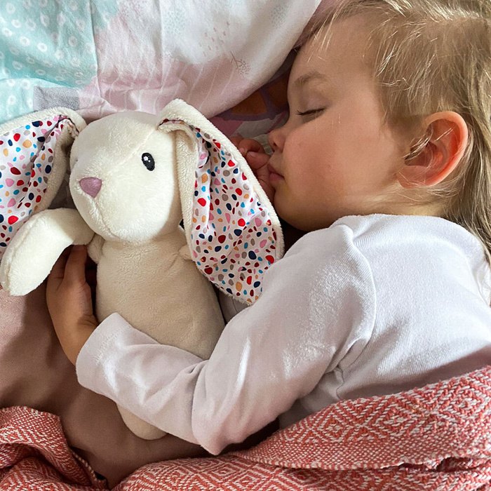 Szumiący śpioszek Felcia Whisbear 45555 przytulanka dla dzieci