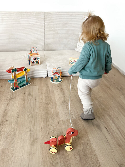 Kulodrom zjeżdżalnia kulek Dino Small Foot 12614 zabawki rozwojowe