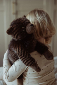 Pluszak obciążeniowy Sensoryczny Kotek 1,2 kg Astrup 84684