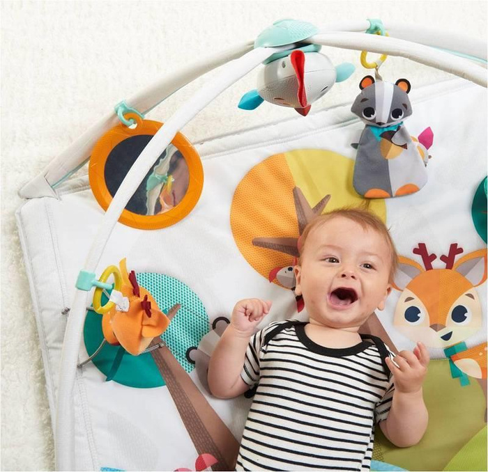 Mata edukacyjna z pałąkami Tiny Love TL1205106830___S Leśna Kraina z interaktywnymi zabawkami dla niemowląt