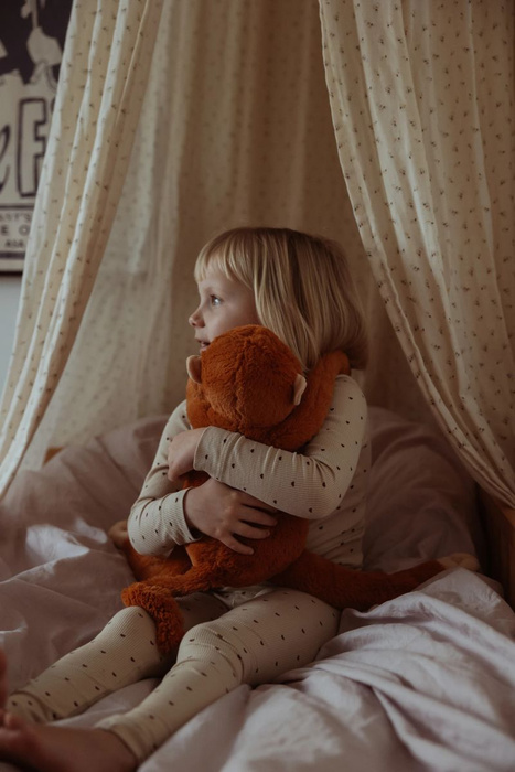 Pluszak obciążeniowy Sensoryczna Małpka 1,1 kg Astrup 84681