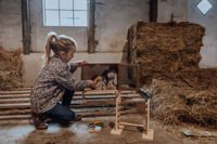 Drewniany domek dla króliczków z akcesoriami Astrup 84628