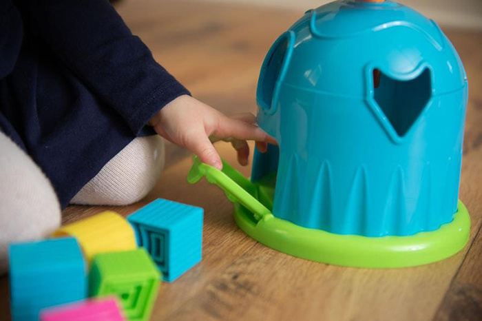 Sorter dla dzieci Fabryka Kształtów Fat Brain Toys FA267-1