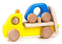 Drewniany samochód z lawetą, 41130-Bajo, samochody zabawki