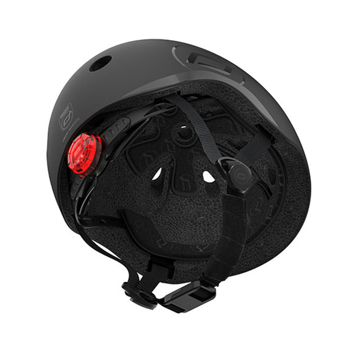 Scoot and Ride Zestaw Kask i Ochraniacze Black S-M dla dzieci 3+ do bezpiecznej jazdy