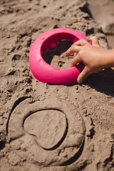 Wielofunkcyjny zestaw foremek SunnyLove 170495-Quut, zabawy w plenerze