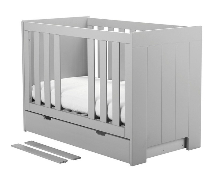 Kolekcja Pinio Calmo, zestaw mebli do pokoju dziecięcego II