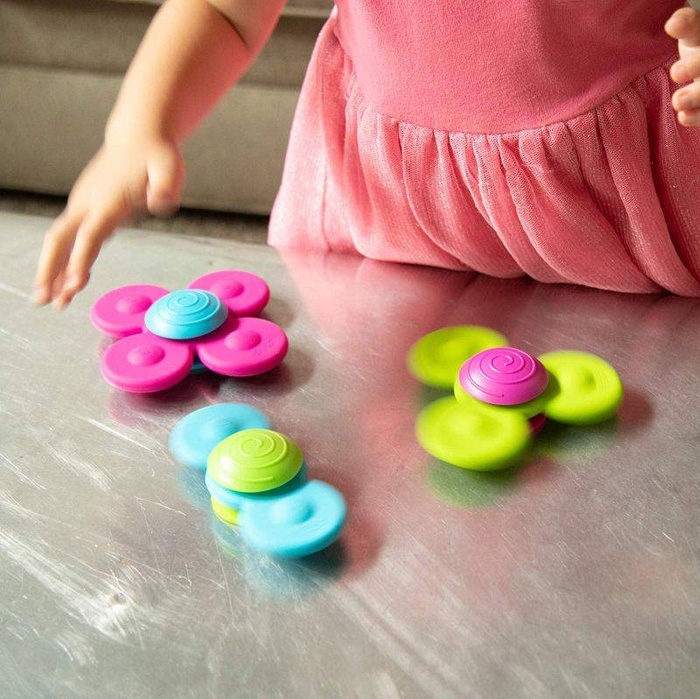 Wirujące spinnery Whirly Squigz na przyssawki FA210-1 Fat Brain Toy, zabawki dla niemowląt