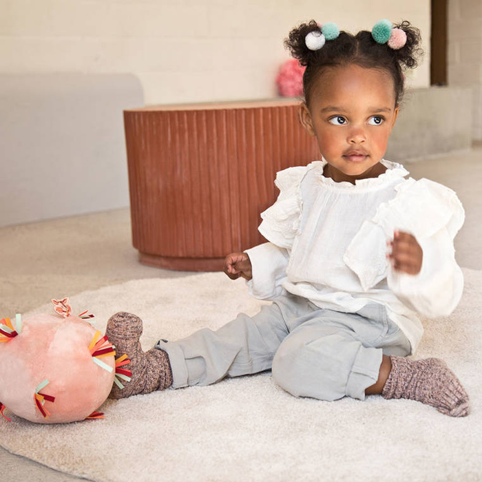 Piłka sensoryczna z pozytywką wielofunkcyjna miękka pluszowa Sarenka Stella 83396 Lilliputiens