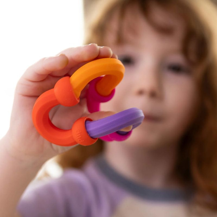 Półokrągłe klocki silikonowe Plip Links Fat Brain Toys FA490-1 klocki dla dzieci